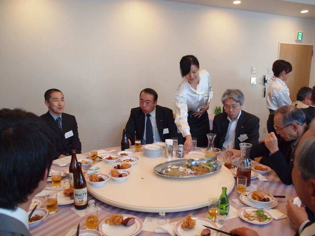 懇親会の様子2